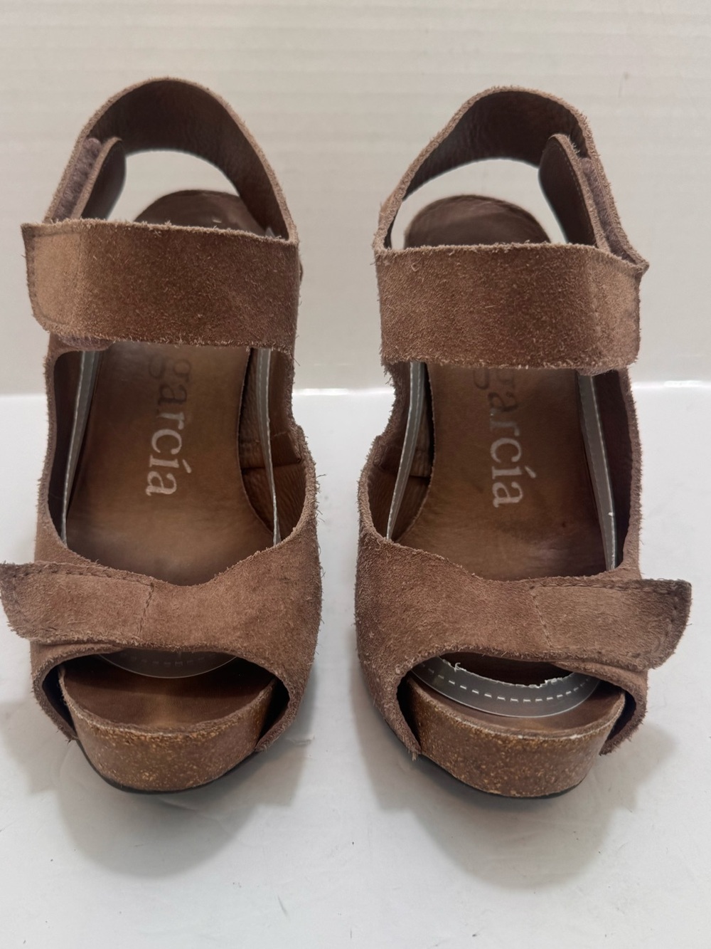 Pedro Garcia Suede Platform Slingback Heels Taupe Open Toe Spain Size 37.5/7.5